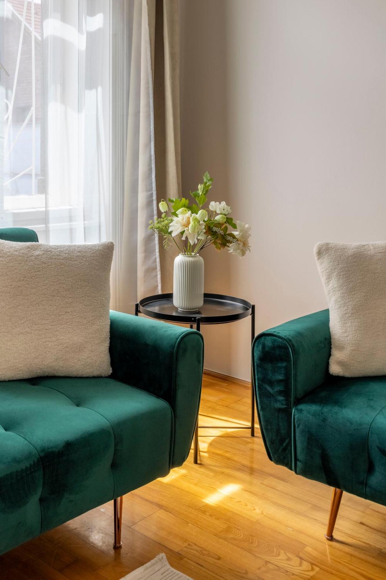 Stylish & Cozy Center By Prestige Homes * Budapest